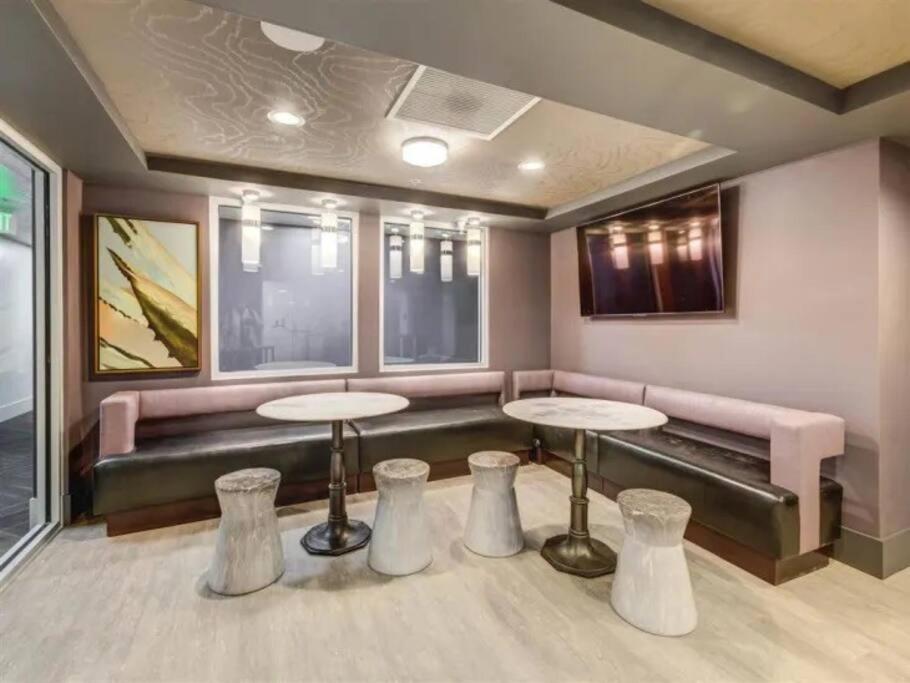Апартаменты Luxurious Retreat In Slc Солт-Лейк-Сити Экстерьер фото