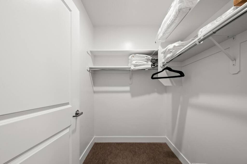 Апартаменты Luxurious Retreat In Slc Солт-Лейк-Сити Экстерьер фото